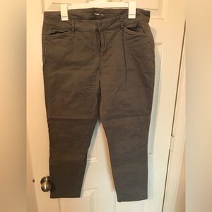 Old navy pixie gray pants